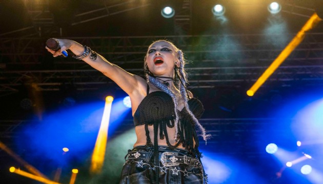 Hande Yener'e 'konser' soruşturması