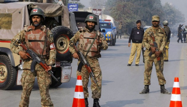 Pakistan'daki terör saldırılarında ölü sayısı 65'e yükseldi