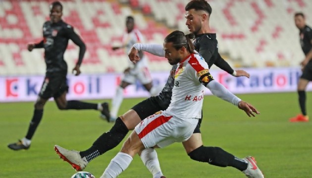 Demir Grup Sivasspor'a Göztepe engeli!