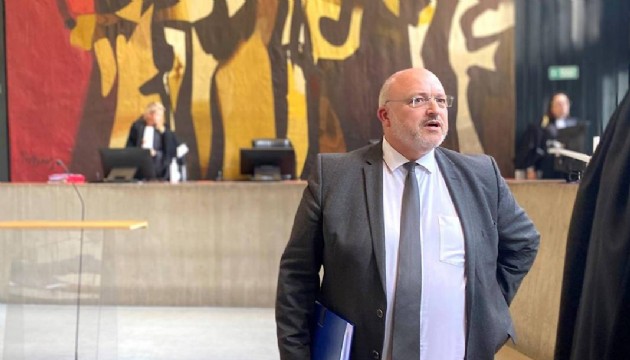 Fransa'da yolsuzluk kararı