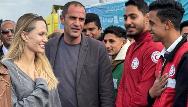 Angeline Jolie'den Gazze Sınırı'na ziyaret