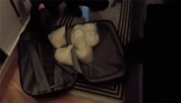 Şok eden olay! Valizden 18 kilo metamfetamin çıktı