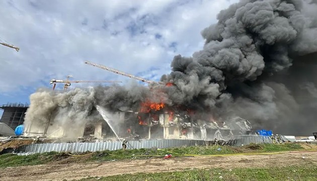 Tuzla'da işçi konteynerinde yangın