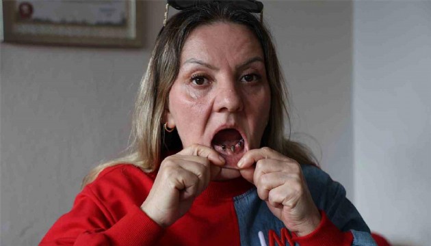 Diş ağrısı şikayetiyle gitti 25 dişinden oldu!