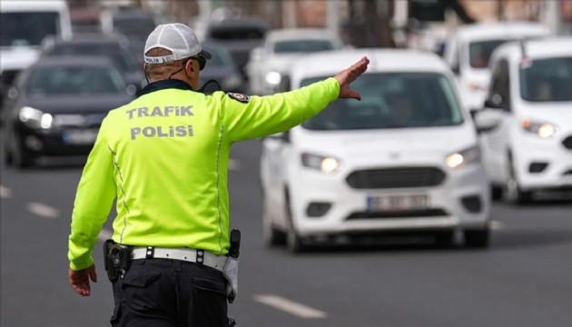 Bakırköy'de bazı yollar trafiğe kapatıldı