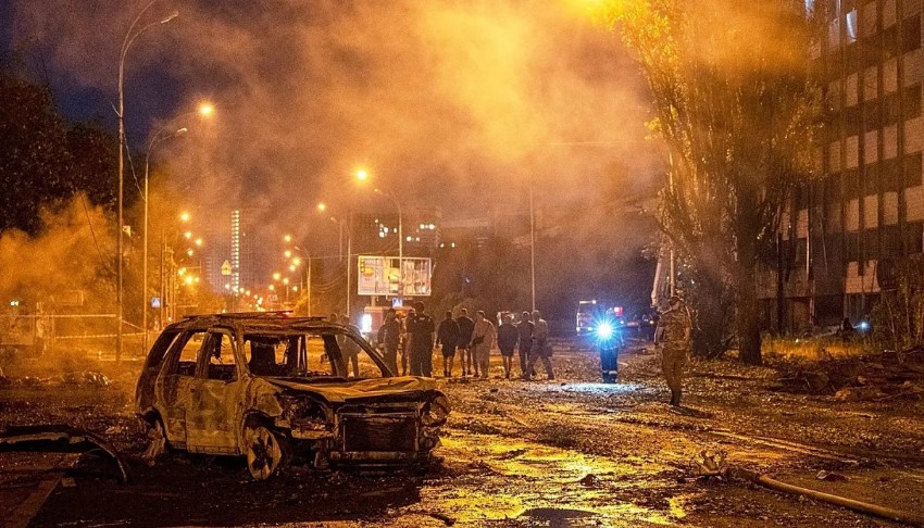 Rusya'dan Kiev'e saldırı: 14 kişi hayatını kaybetti