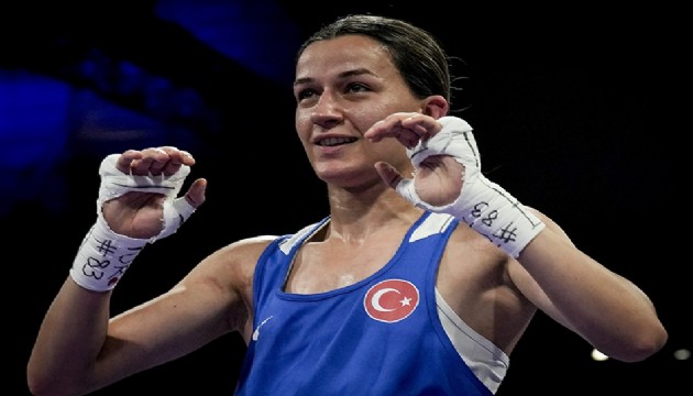 Hatice Akbaş Paris'te yarı finalde