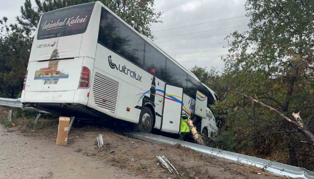 Yolcu otobüsü şarampole uçtu!