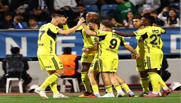 Dinamo Zagreb-Fenerbahçe maçının ilk 11'leri