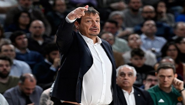 Ergin Ataman ile Fenerbahçeli taraftarlara küfür etti