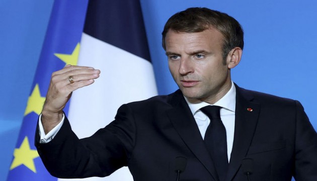 Macron, Avustralya Başbakanı'nı yalanladı!