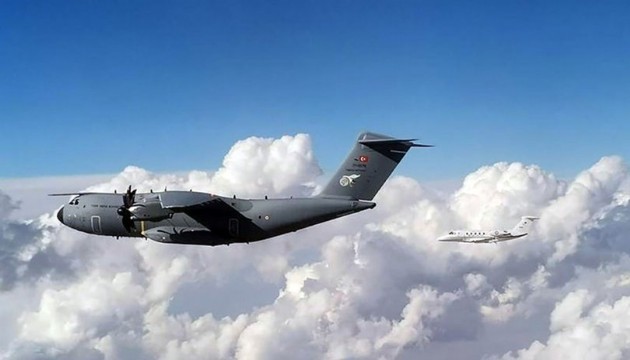 Polonya Ukrayna'ya savaş uçağı gönderiyor