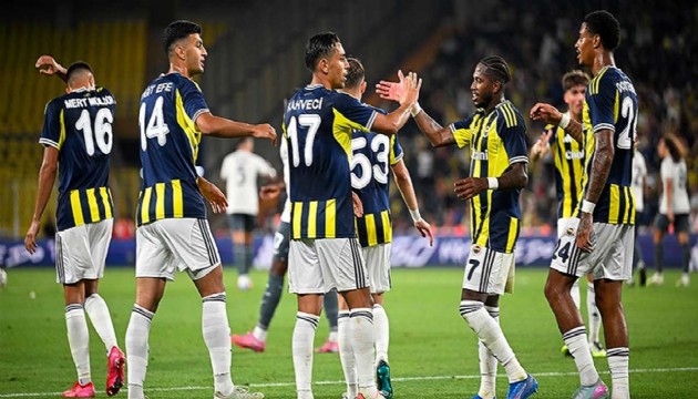 Fenerbahçe’de Jhon Duran sahalara dönüyor