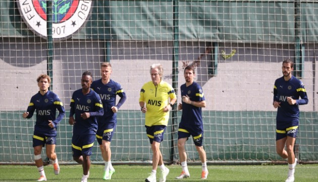 Fenerbahçe'de derbi mesaisi