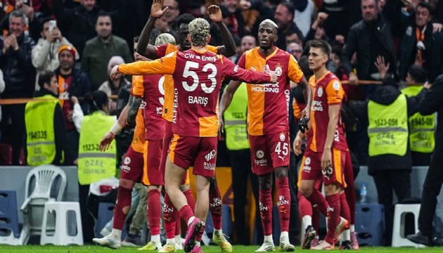 Galatasaray'da ayrılacak isimler belli oldu
