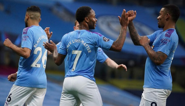 Manchester City, Arsenal'i 3 golle geçti