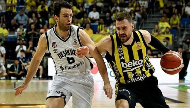 Fenerbahçe'den Beşiktaş'a fark