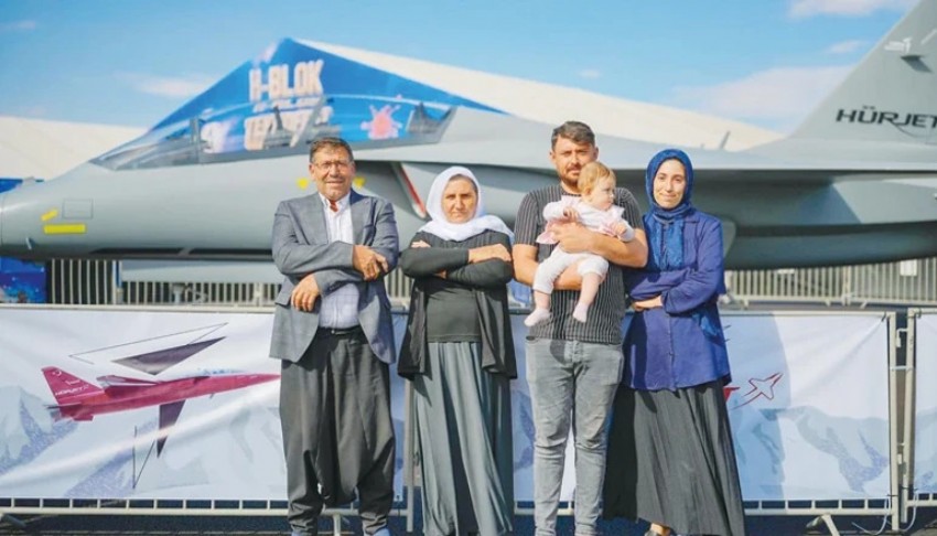 Ahmet Hakan yazdı: Bu fotoğrafta neler var neler yok