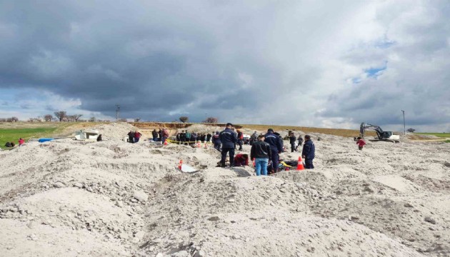 Niğde'de patates deposu göçtü! 2 ölü