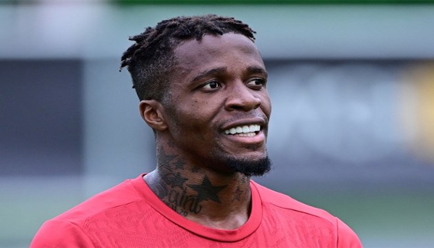 Lyon'dan Wilfried Zaha açıklaması