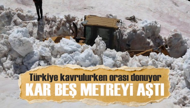 Rize'de yaz sıcağında karla mücadele!