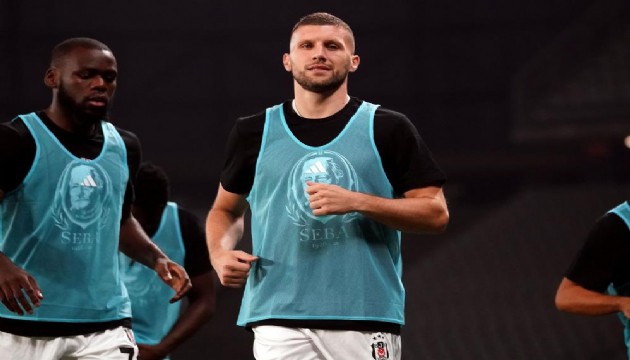 Beşiktaş ayrılığı KAP'a bildirdi!