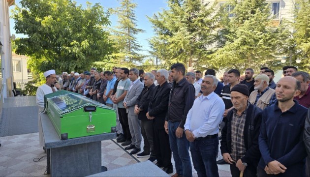 127 yaşındaki 'Ayşe Nine' hayatını kaybetti