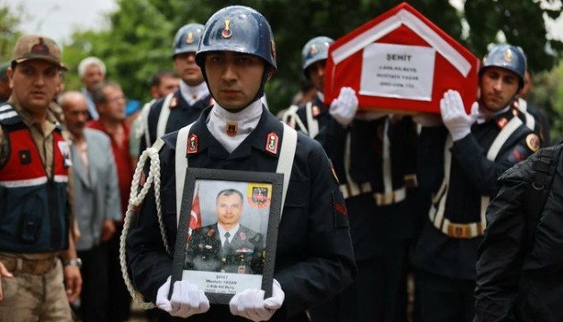 Şehit başçavuş son yolculuğuna uğurlandı