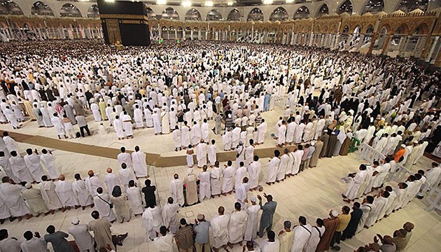 Mescid-i Haram'da sevindiren görüntü!