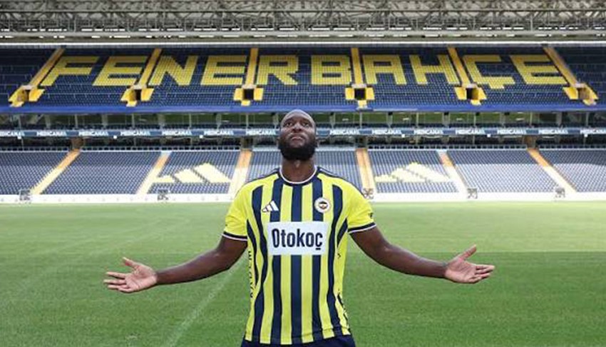 Lukaku için imza töreni düzenlendi