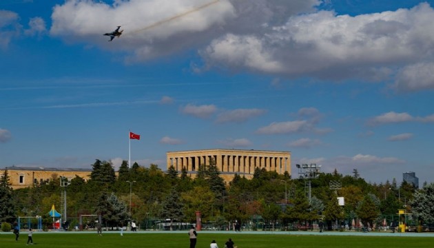 SOLOTÜRK'ten Ankara'da prova uçuşu