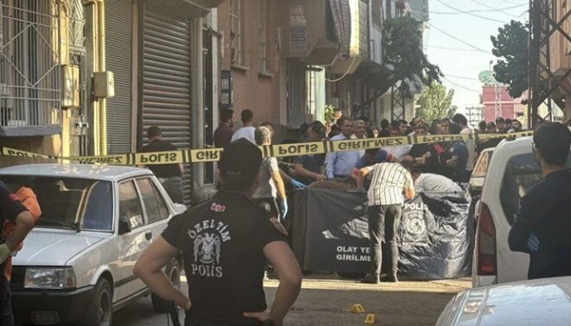 Boşanma süreci kanlı bitti: Önce eşini öldürdü, sonra intihar etti