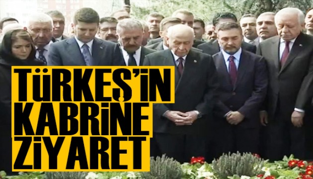 MHP lideri Bahçeli'den Alparslan Türkeş'in kabrine ziyaret