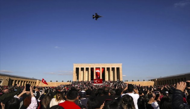 29 Ekim'de Anıtkabir'i 1 milyon 125 bin kişi ziyaret etti