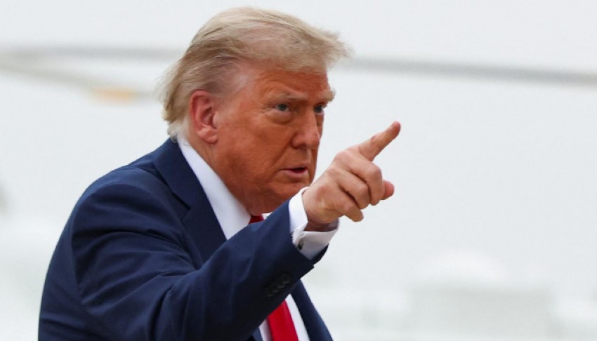 Trump'tan İran ve Küba mesajı: Teslim olacaklar