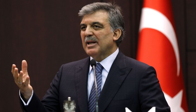 Abdullah Gül gençlere seslendi: İddialı olun