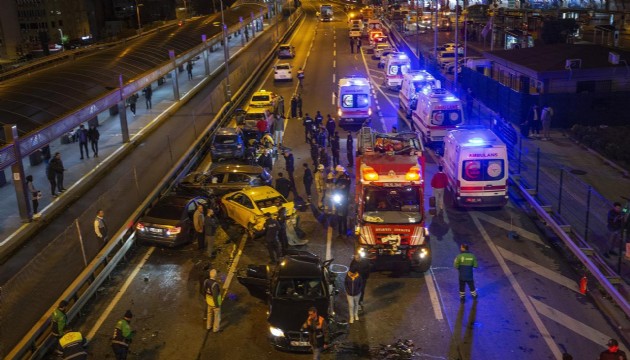 İstanbul'da zincirleme kaza