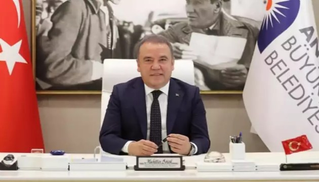 Muhittin Böcek'ten yeğenine terfi