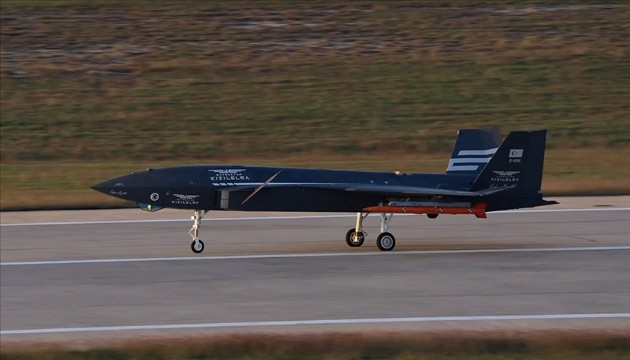 Bayraktar KIZILELMA tarihi teste imza attı