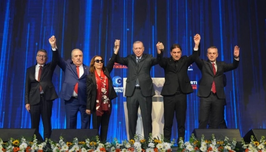 AK Parti'ye 3 yeni transfer iddiası! Gözler 1 Ekim'e çevrildi