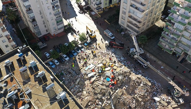 Yıkılan bina yönetmeliğe uygun değil!