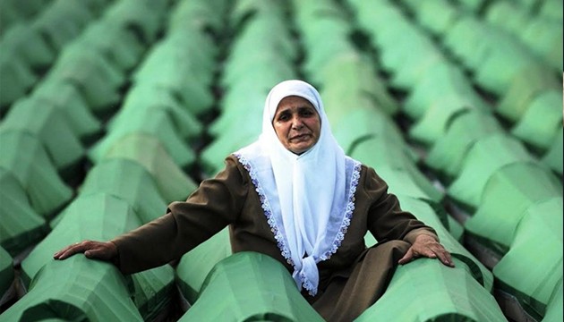 AB'den Srebrenitsa itifarı: En karanlık an...