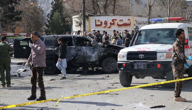 Afganistan'da bombalı saldırı: 4 ölü!