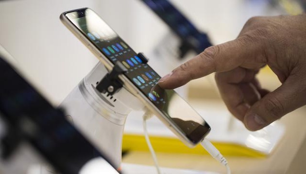 Çin'de akıllı telefon satışları geriledi