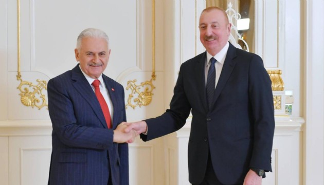 Azerbaycan Cumhurbaşkanı Aliyev, Binali Yıldırım'ı kabul etti