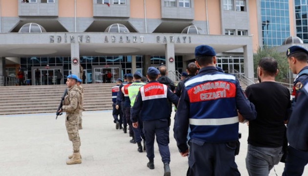 13 terör şüphelisi kaçarken yakalandı