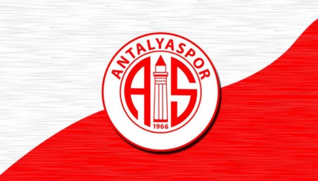 Antalyaspor transfer bombalarını patlatıyor