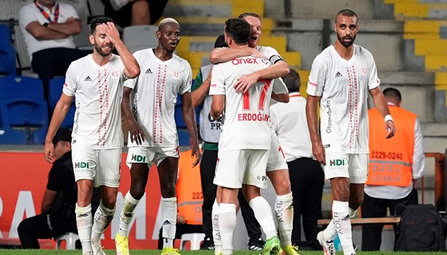 Antalyaspor, Adana Demirspor'u ağırlayacak