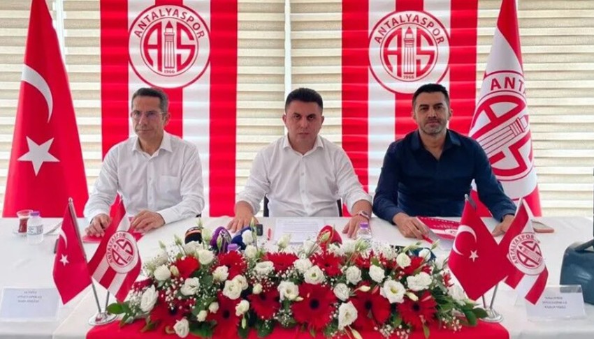 Antalyaspor transfer yasağıyla mücadele ediyor