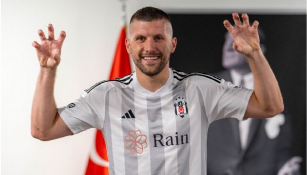 Beşiktaş'ta Ante Rebic isteneni veremiyor